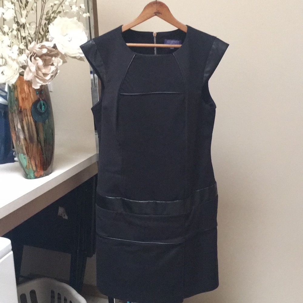 Vivienne Tan size 12 Black